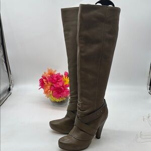 Seychelles Taupe Over the Knee Boots size 6.5 TB8566C